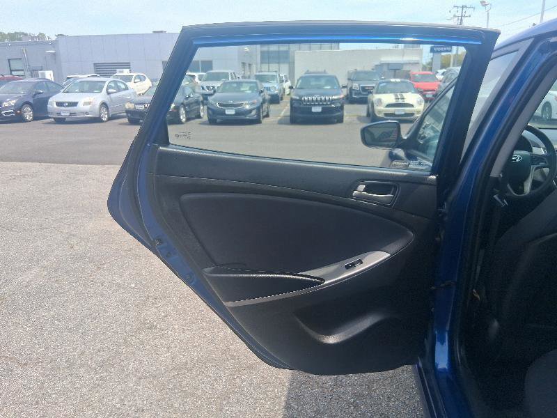 Used 2017 Hyundai Accent SE FWD image 22