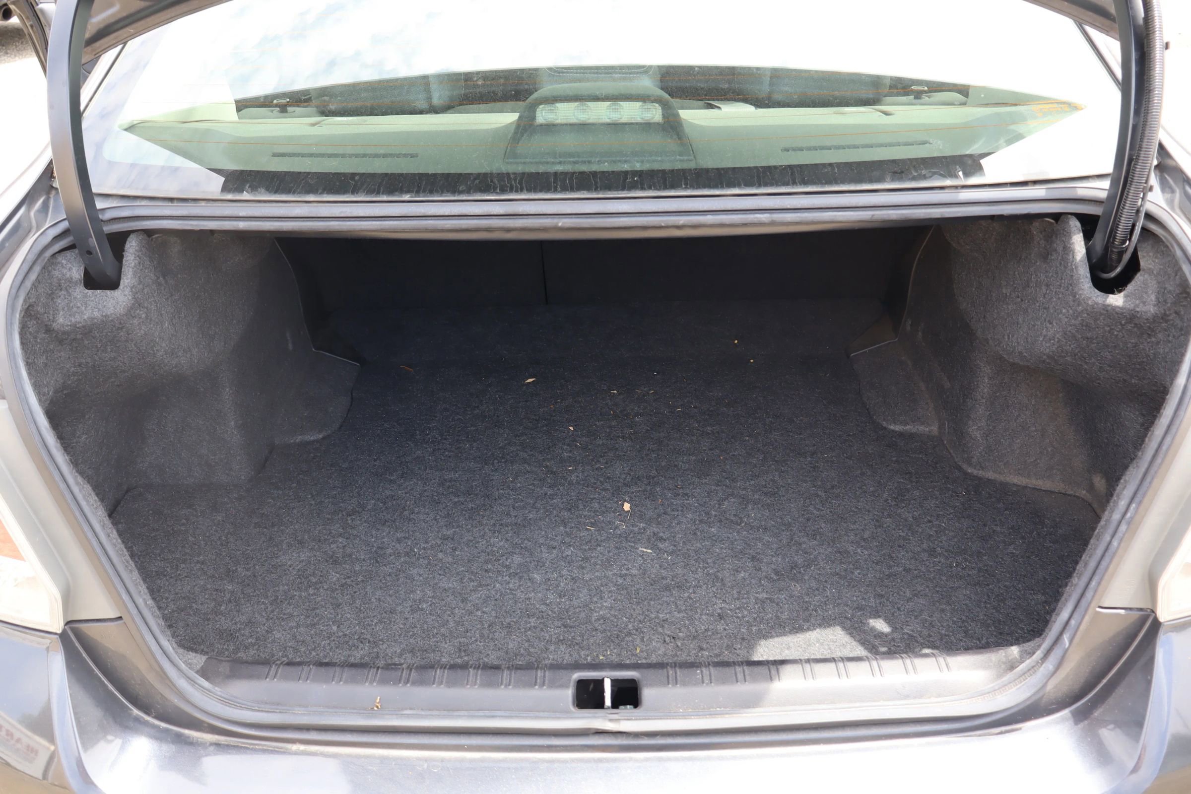 Used 2015 Subaru Impreza 2.0i Limited image 13