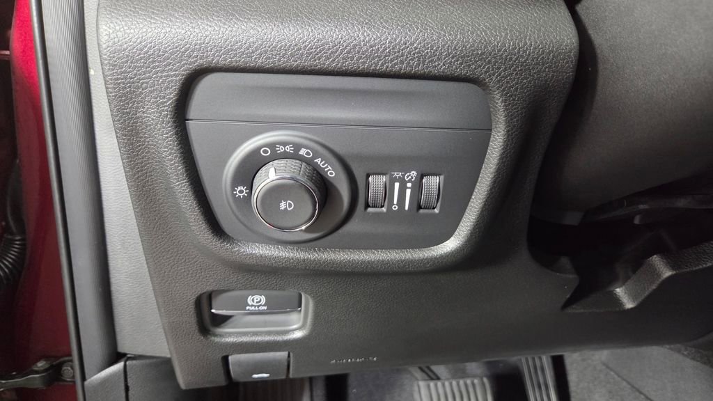 New 2025 Jeep Grand Cherokee Limited w/ Trailer Tow Package image 19