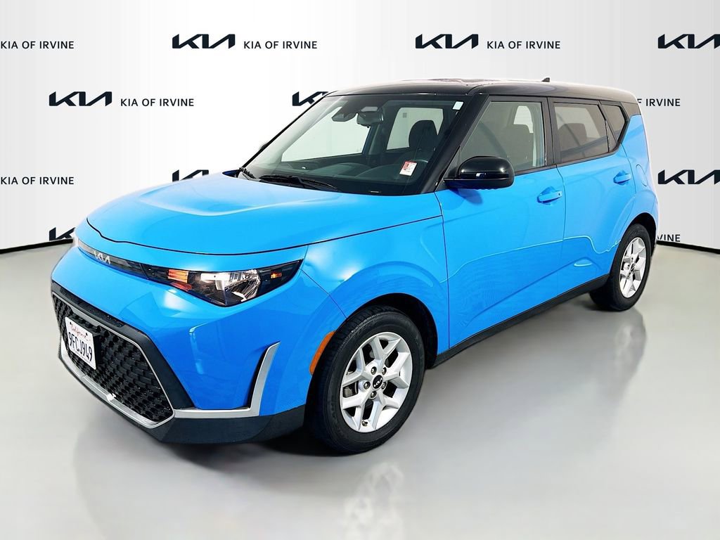 Certified 2023 Kia Soul S FWD image 4