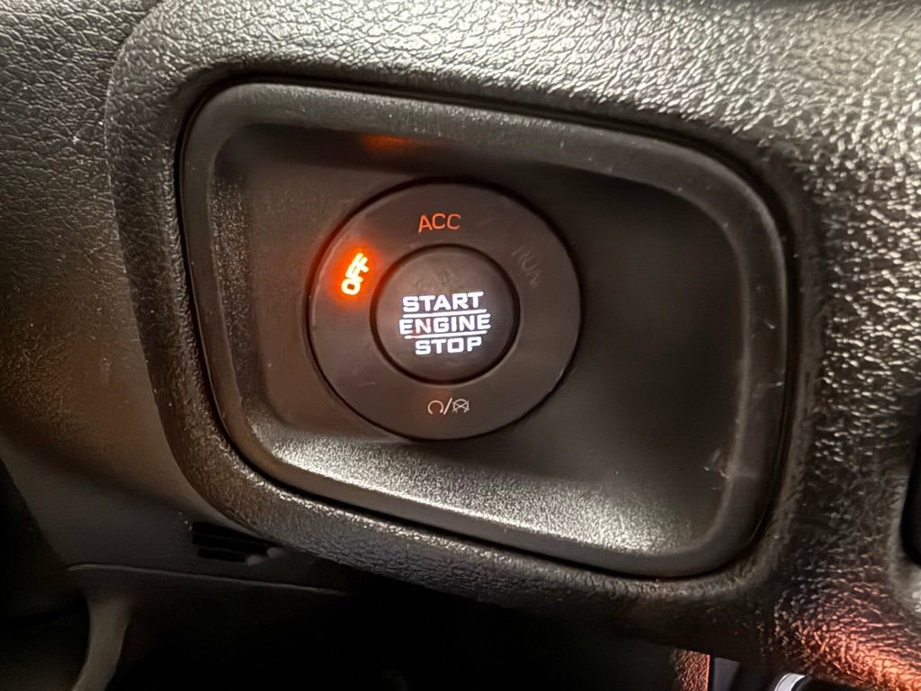 Used 2024 Jeep Gladiator Sport image 24