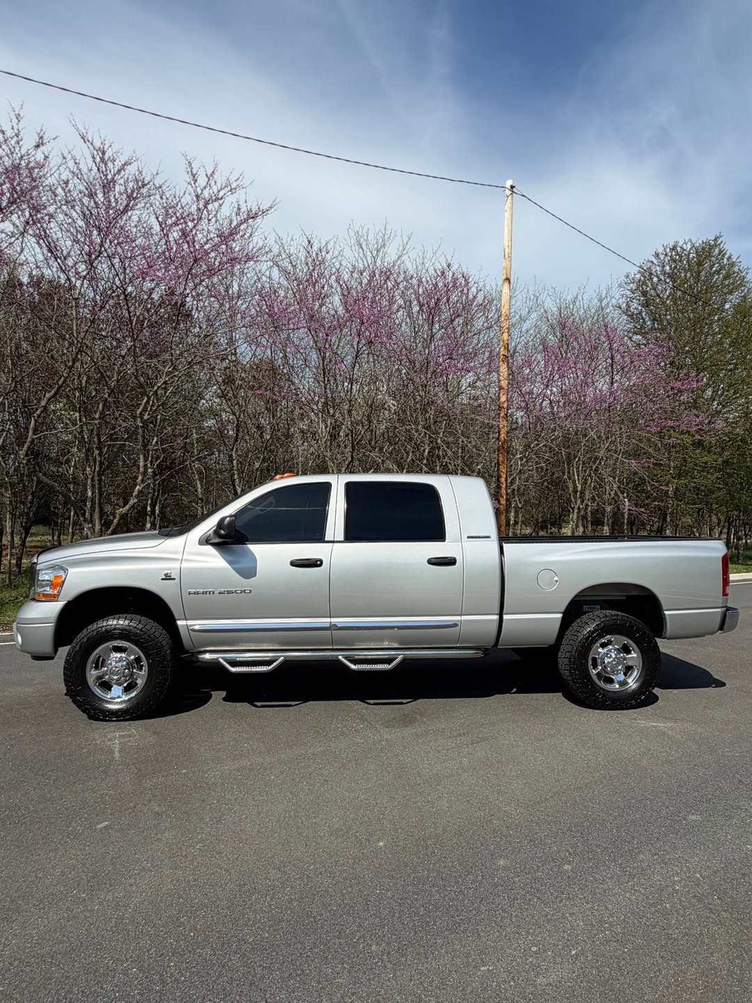 Used 2006 Dodge Ram 2500 Truck Laramie w/ Protection Group AWD/4WD image 16