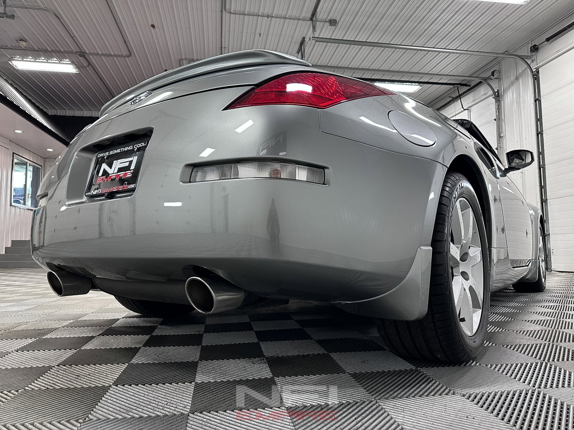 Used 2004 Nissan 350Z Touring image 21
