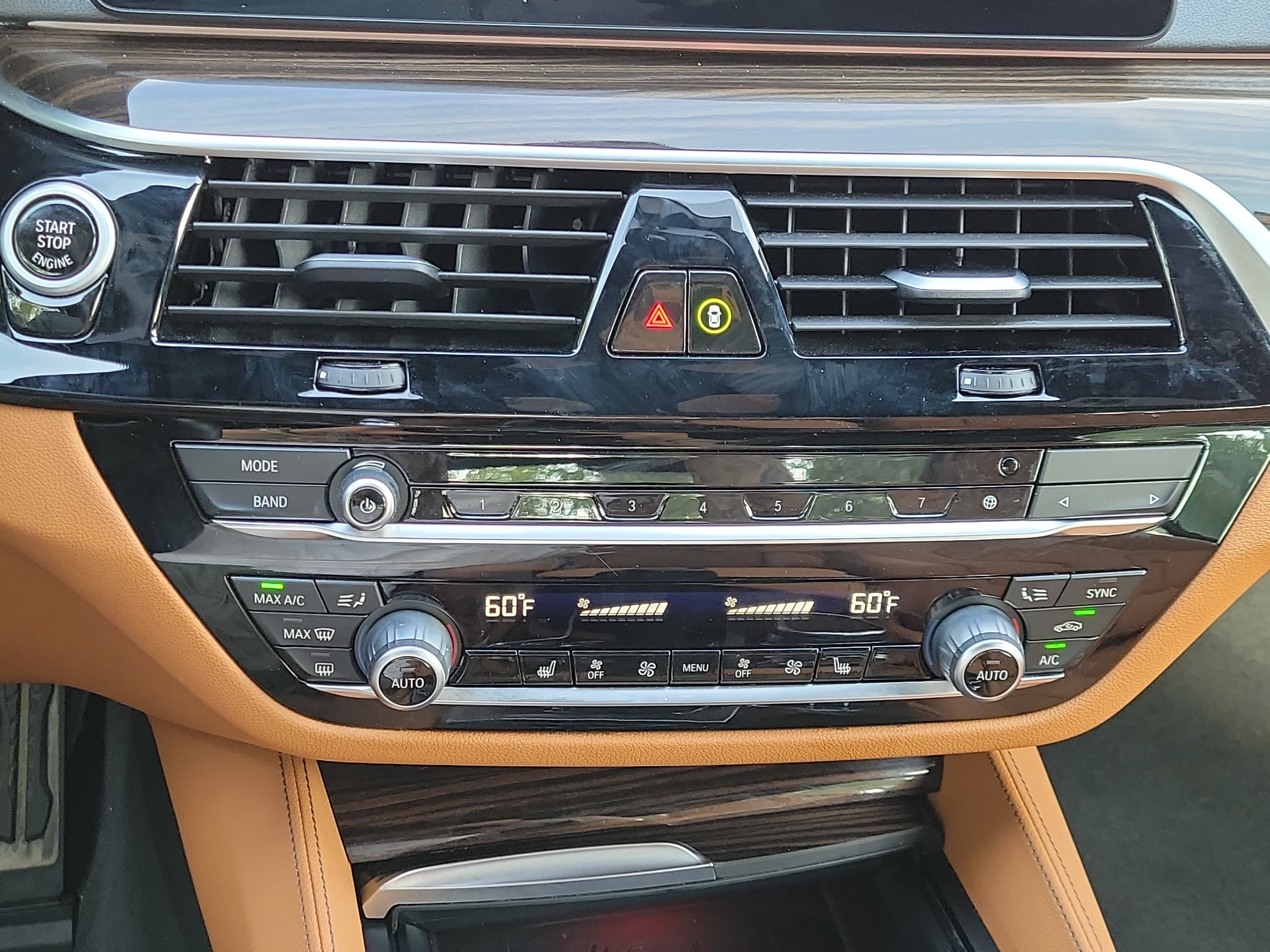 Certified 2023 BMW 540i w/ M Sport Package RWD image 28