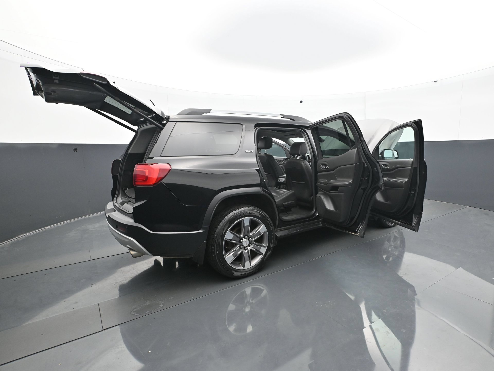Used 2019 GMC Acadia SLT AWD/4WD image 38