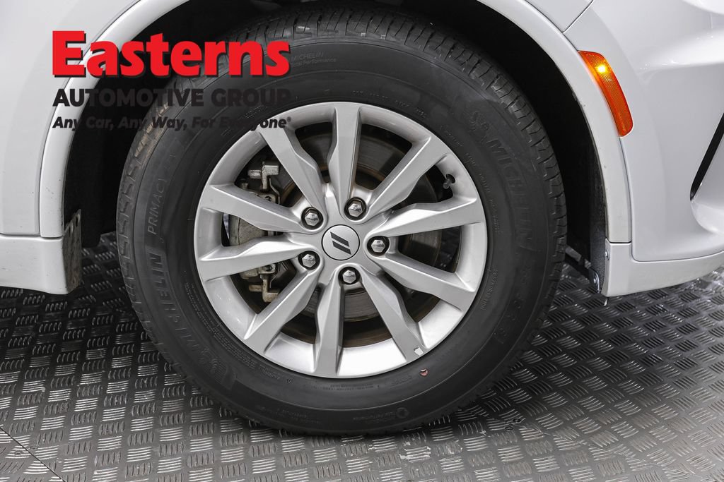 Used 2025 Dodge Durango GT RWD image 31