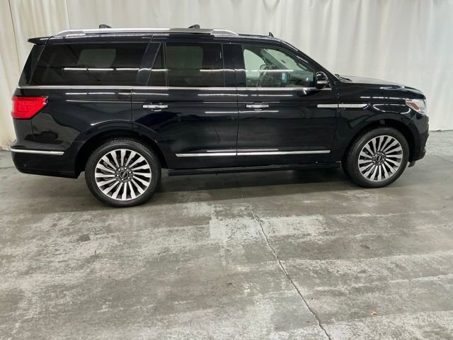 Used 2019 Lincoln Navigator Reserve w/ Cargo Package image 2
