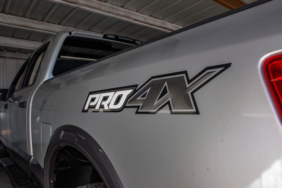 Used 2019 Nissan Titan PRO-4X image 53