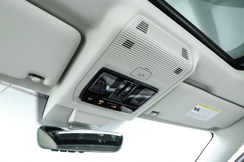 New 2026 Volkswagen Tiguan SE image 26