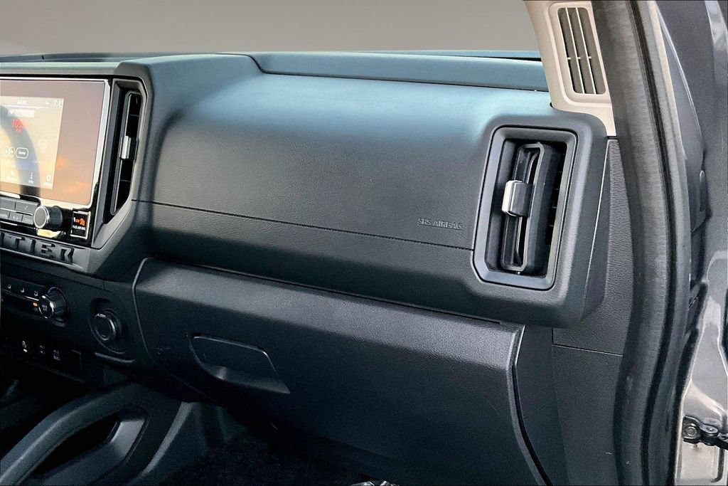 Used 2025 Nissan Frontier S RWD image 25