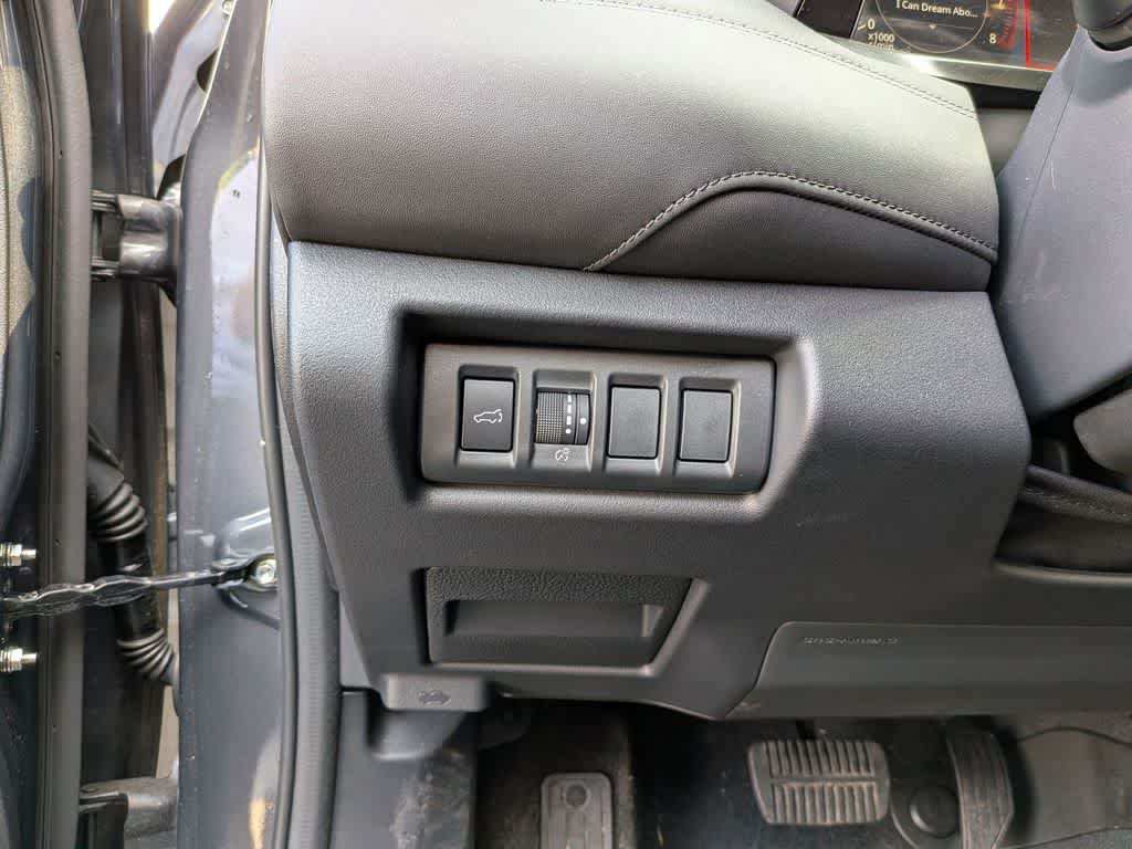 Used 2026 Subaru Outback Touring AWD/4WD image 17