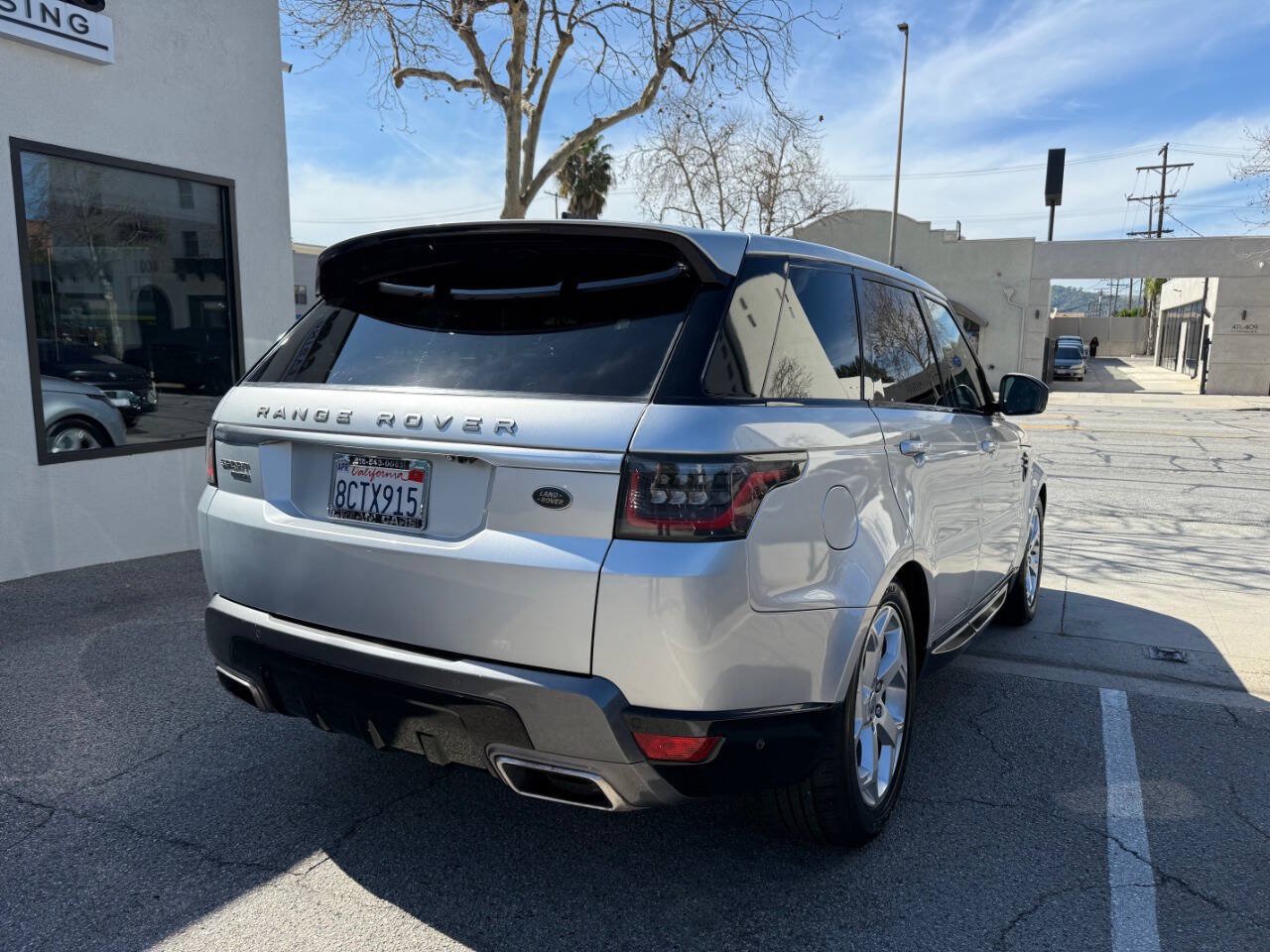 Used 2018 Land Rover Range Rover Sport HSE AWD/4WD image 8