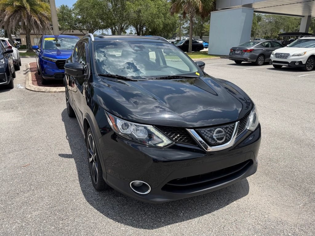Used 2018 Nissan Rogue Sport SL w/ SL Premium Package FWD image 13