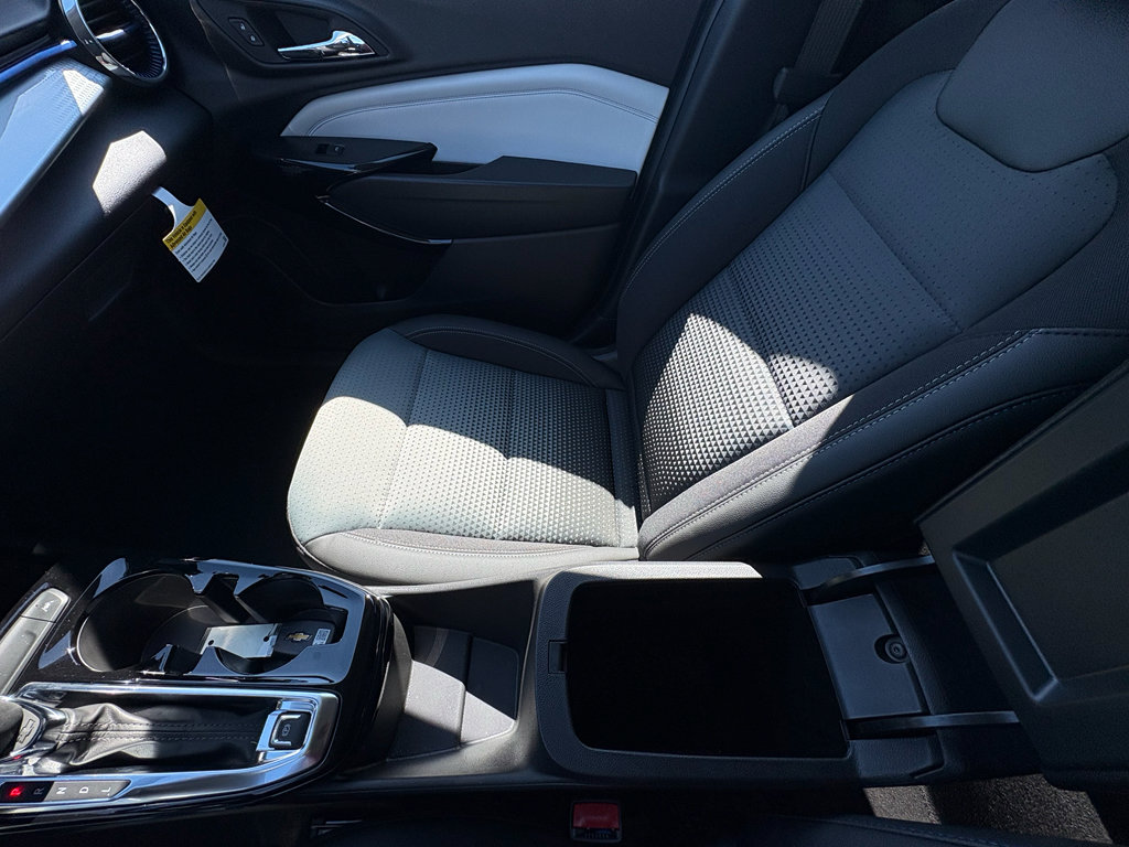 New 2026 Chevrolet Trax LT w/ Driver Confidence Package image 14