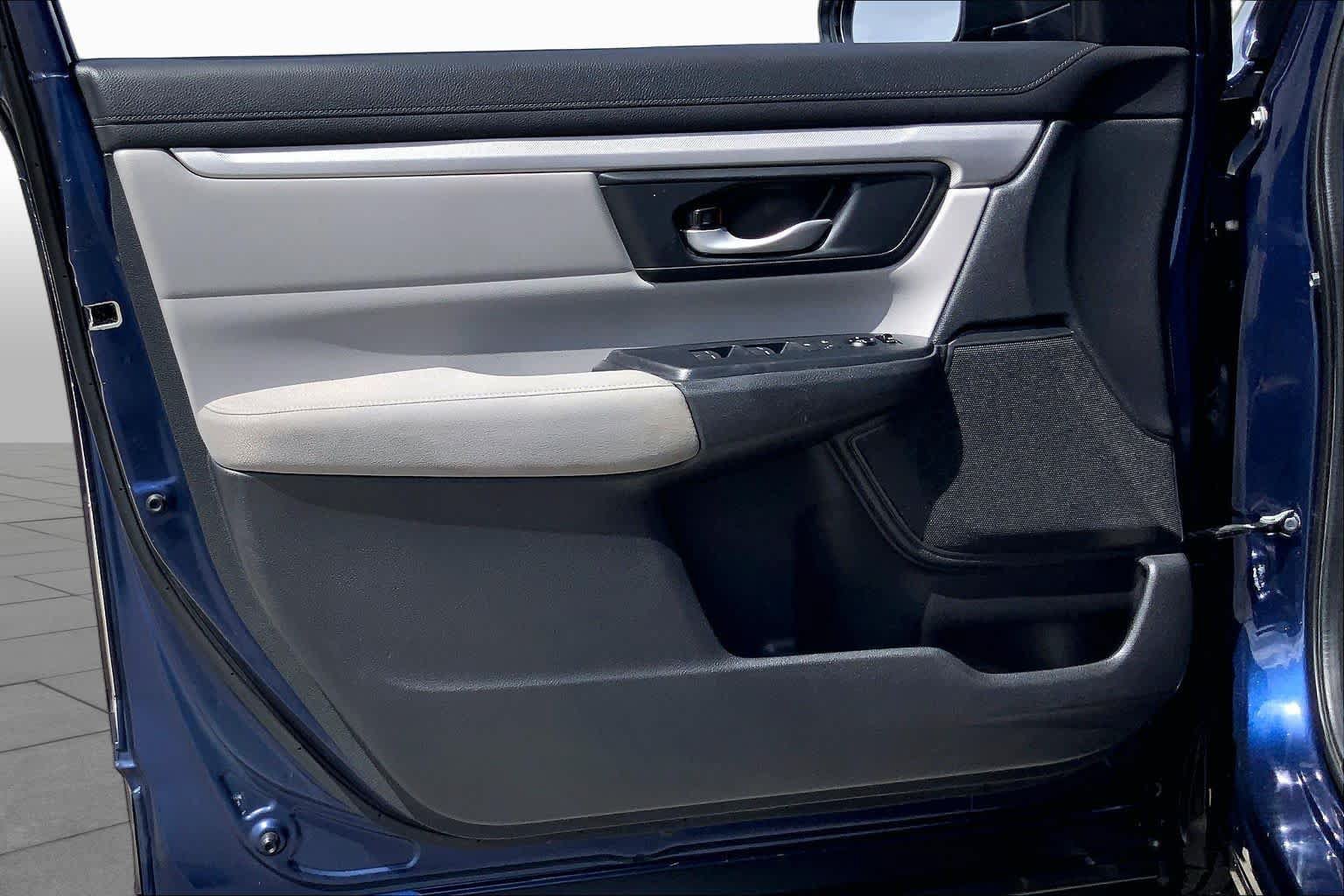 Used 2019 Honda CR-V LX image 21