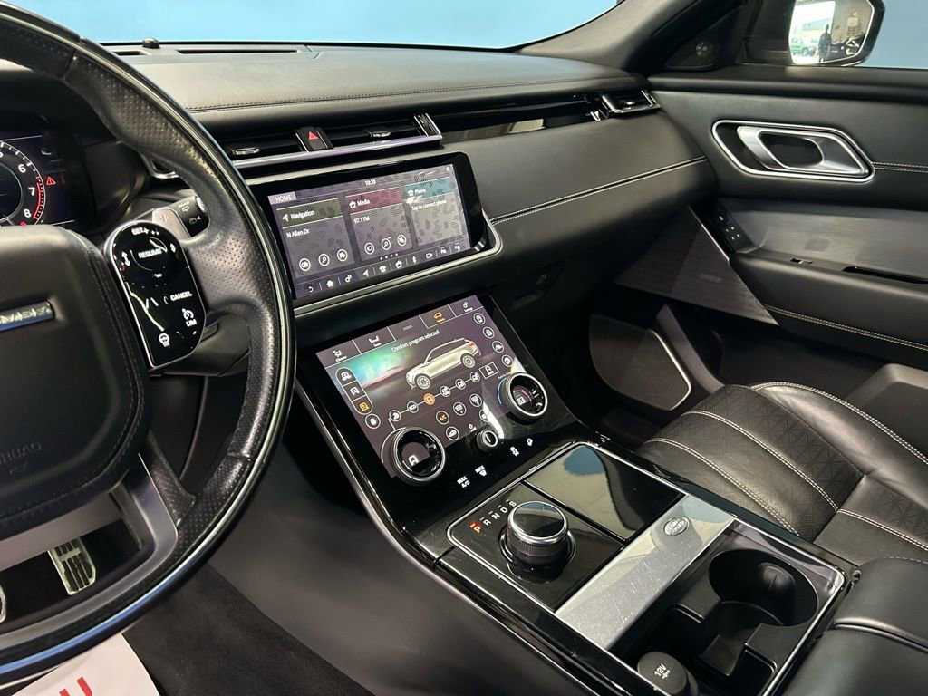 Used 2018 Land Rover Range Rover Velar R-Dynamic HSE image 26