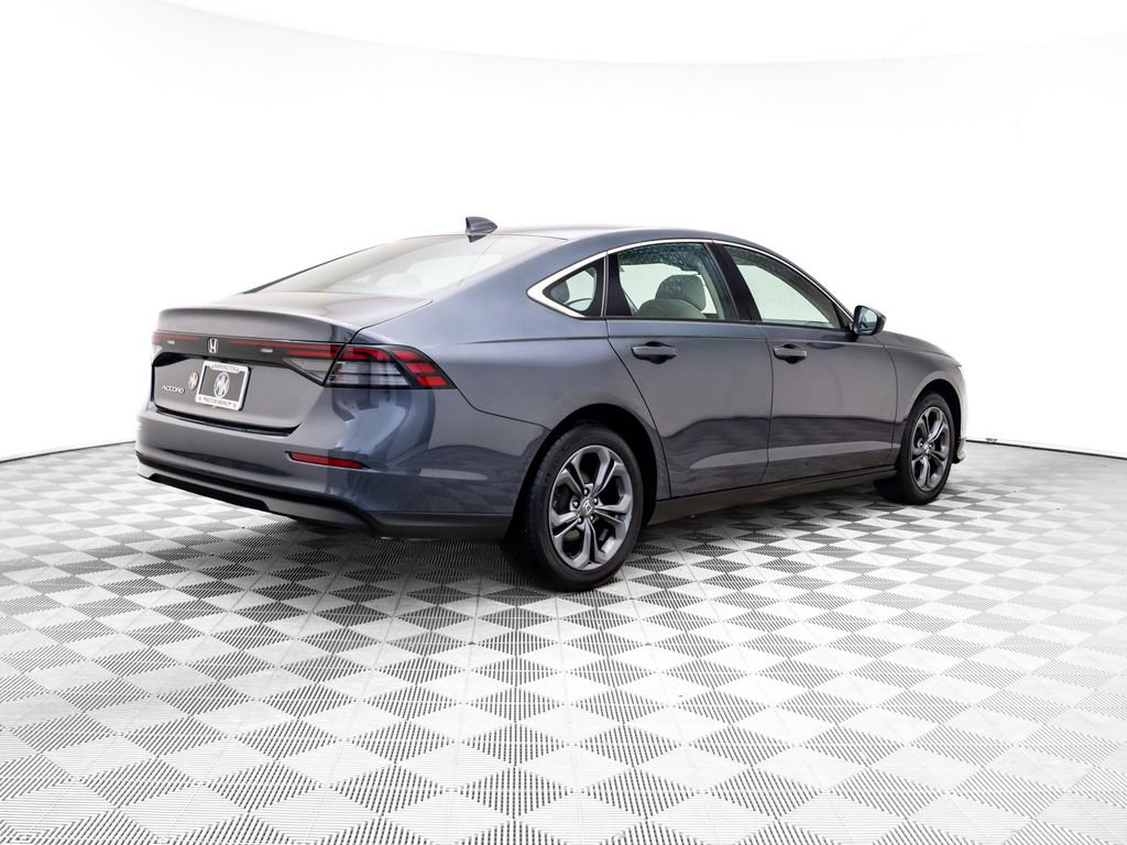 Used 2023 Honda Accord EX image 8