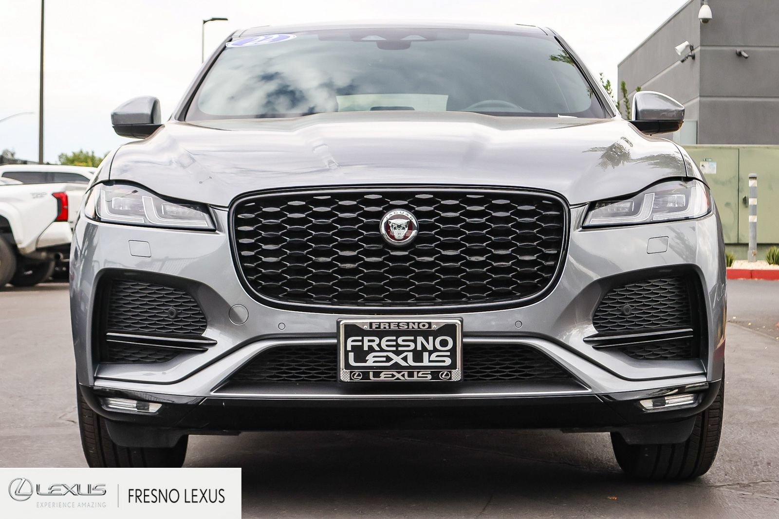 Used 2022 Jaguar F-PACE S AWD/4WD image 2