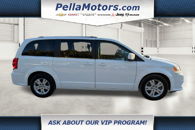 Used 2018 Dodge Grand Caravan SXT FWD image 2