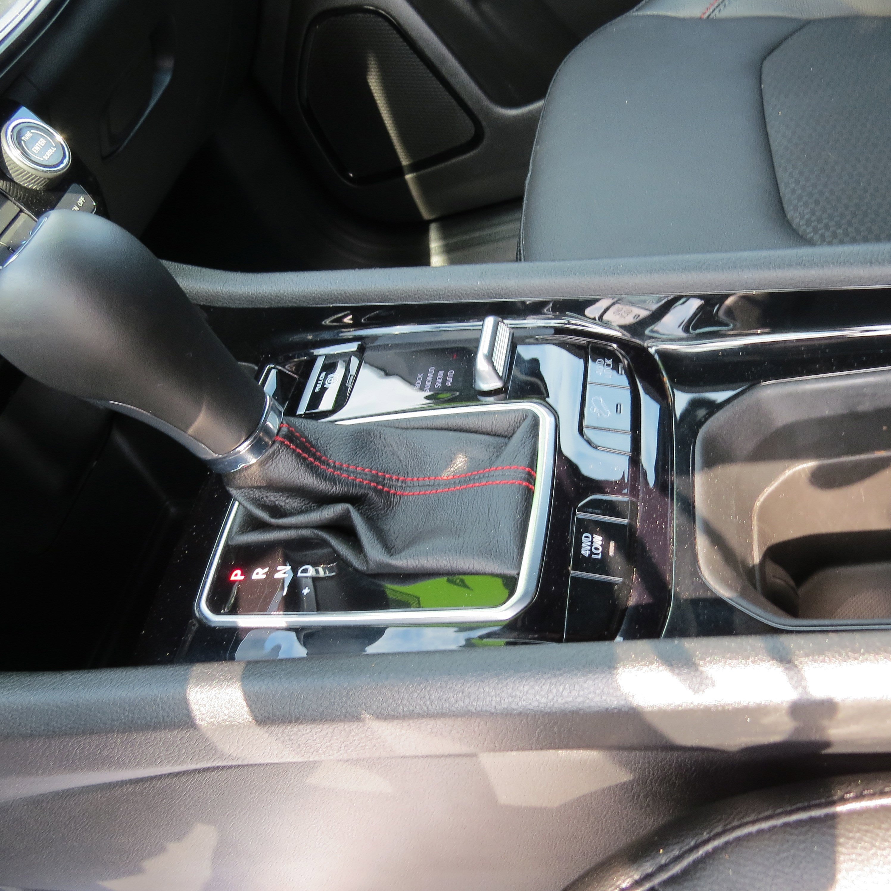 Used 2024 Jeep Compass Trailhawk image 21