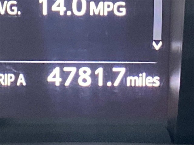 Used 2020 Toyota 4Runner SR5 Premium image 16