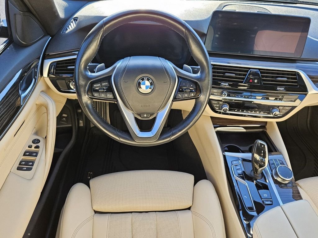 Used 2022 BMW 530i xDrive w/ Convenience Package AWD/4WD image 7
