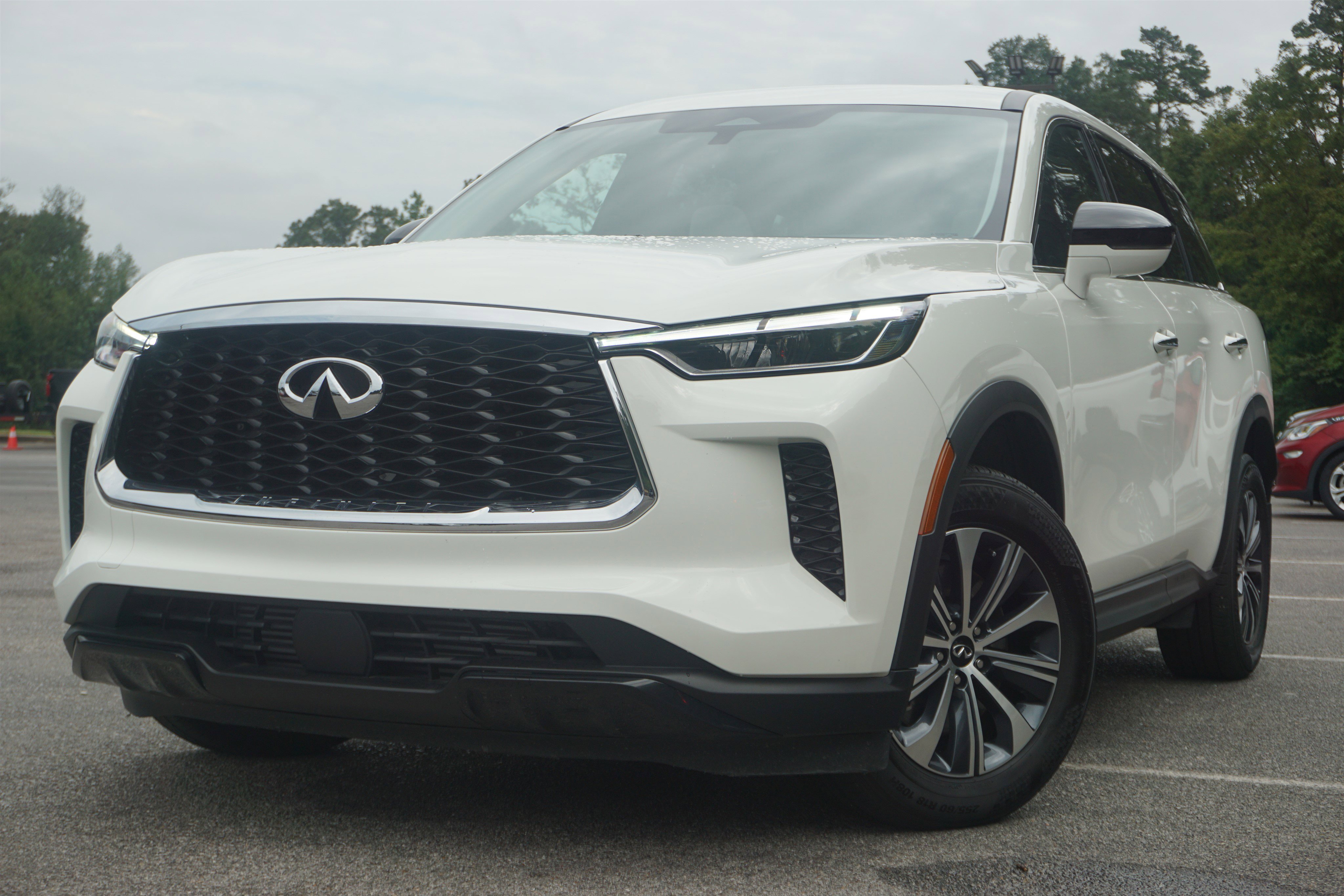 Used 2025 INFINITI QX60 Pure image 4