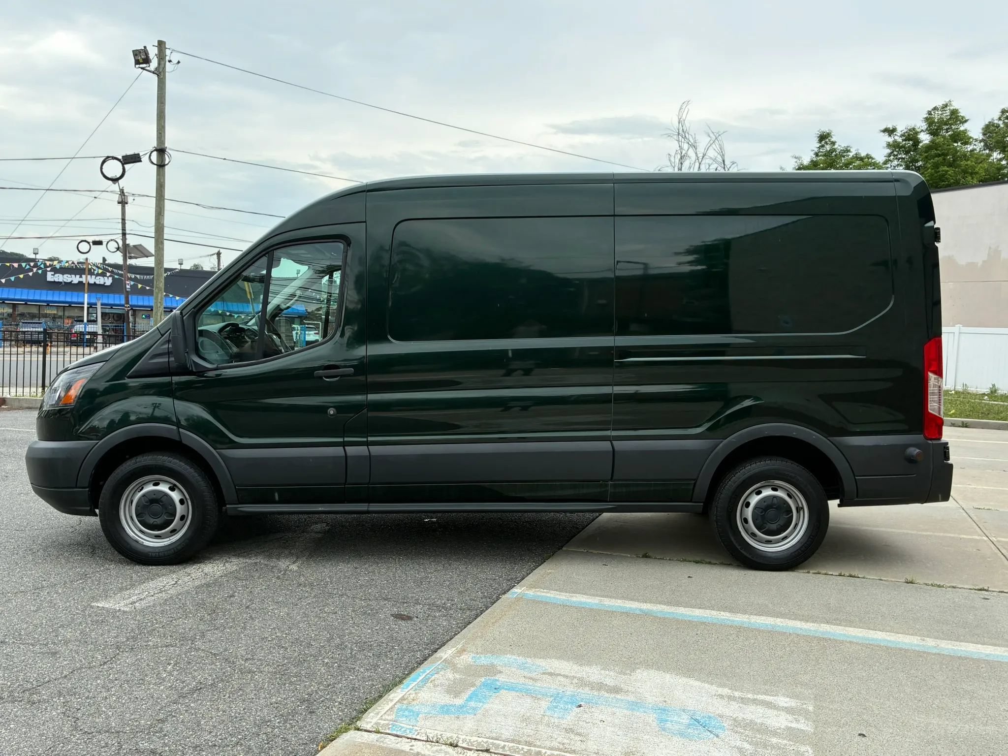 Used 2017 Ford Transit 150 148 Medium Roof RWD image 8