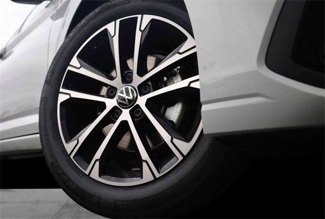 New 2026 Volkswagen Jetta Sport image 3