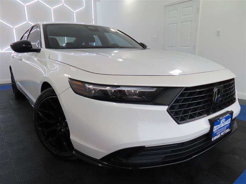 Used 2023 Honda Accord Sport image 3