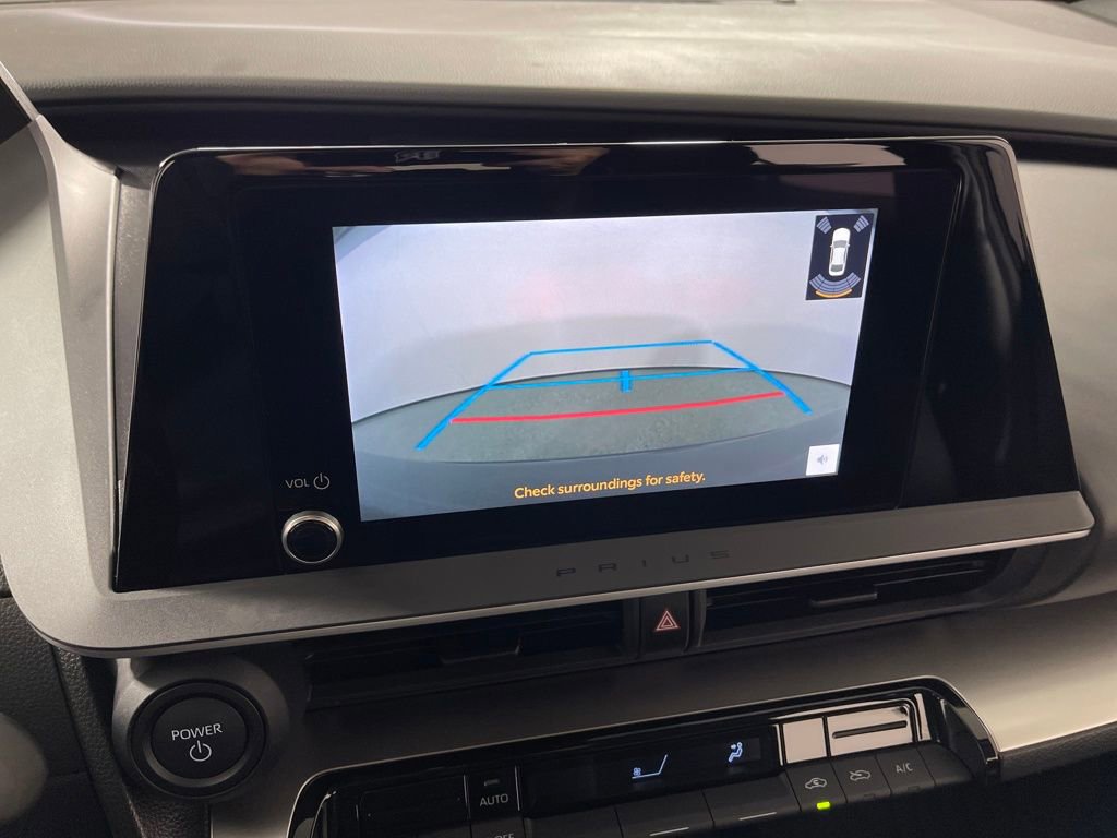 Used 2025 Toyota Prius LE image 21