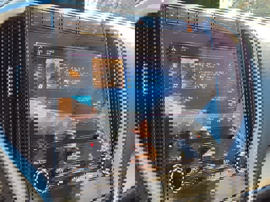 Used 2021 Subaru Ascent Limited w/ Technology Package image 22