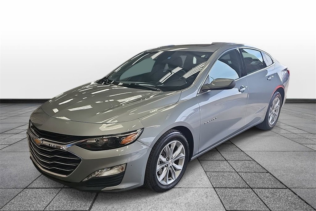 Used 2024 Chevrolet Malibu LT image 1
