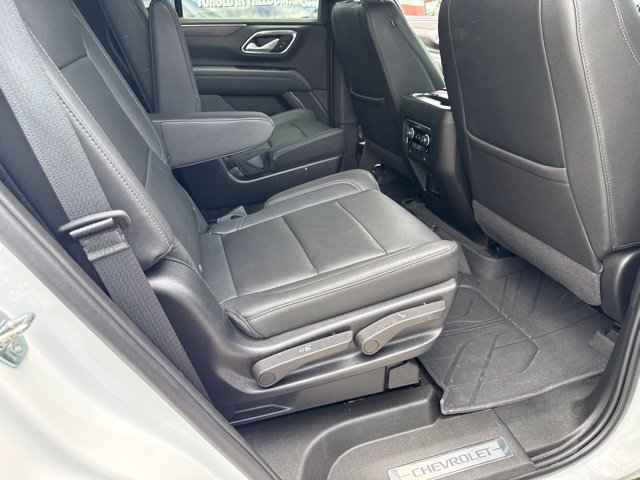 Used 2022 Chevrolet Tahoe LT w/ Luxury Package AWD/4WD image 27