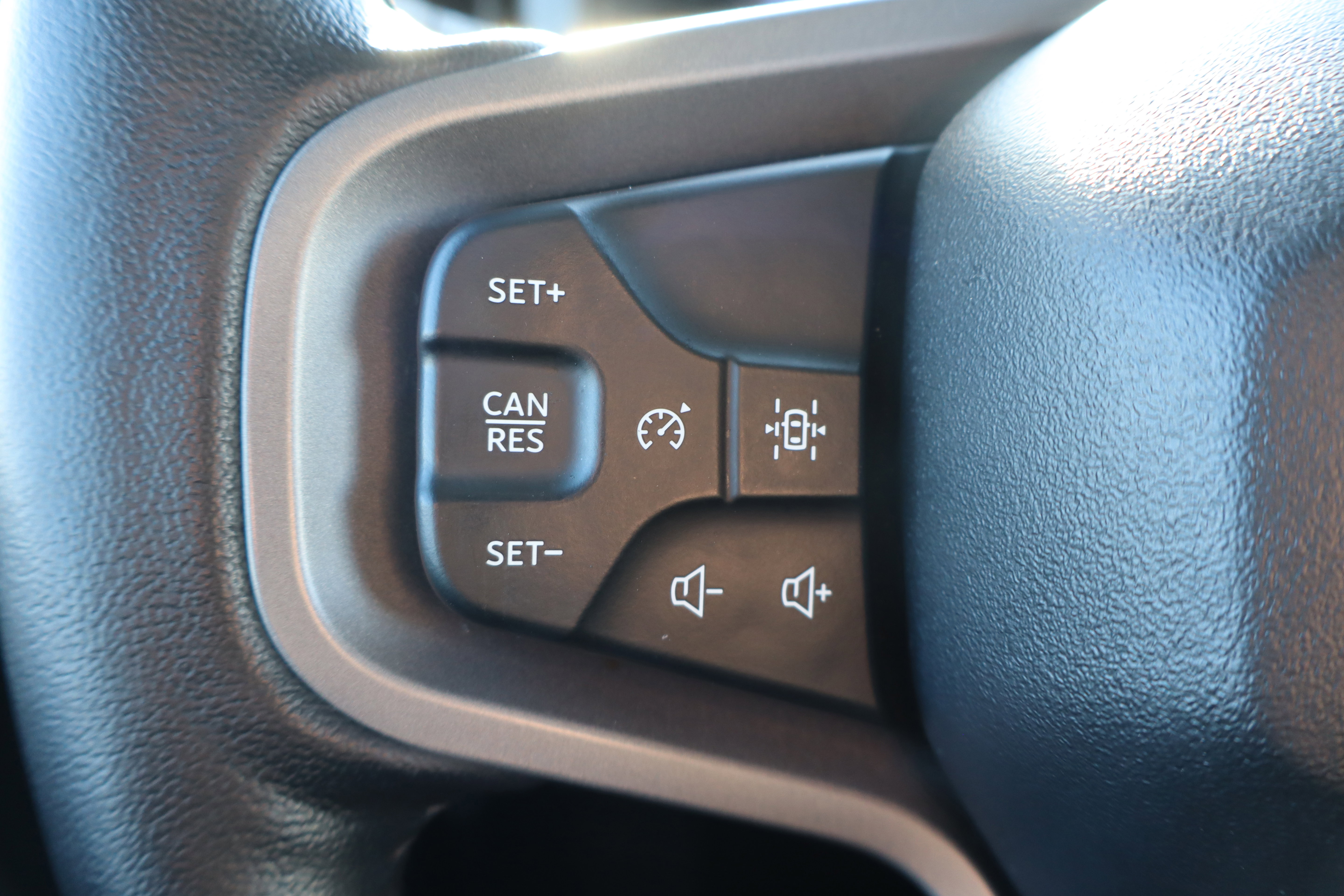 Used 2025 Ford Bronco Badlands AWD/4WD image 15