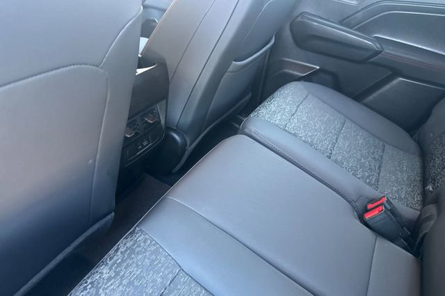 Used 2024 Chevrolet Colorado Z71 w/ Z71 Convenience Package 2 image 14