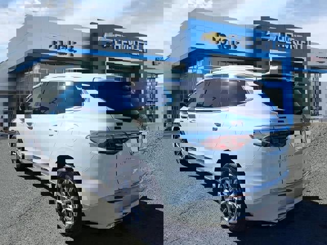 Used 2024 Buick Enclave Premium image 3