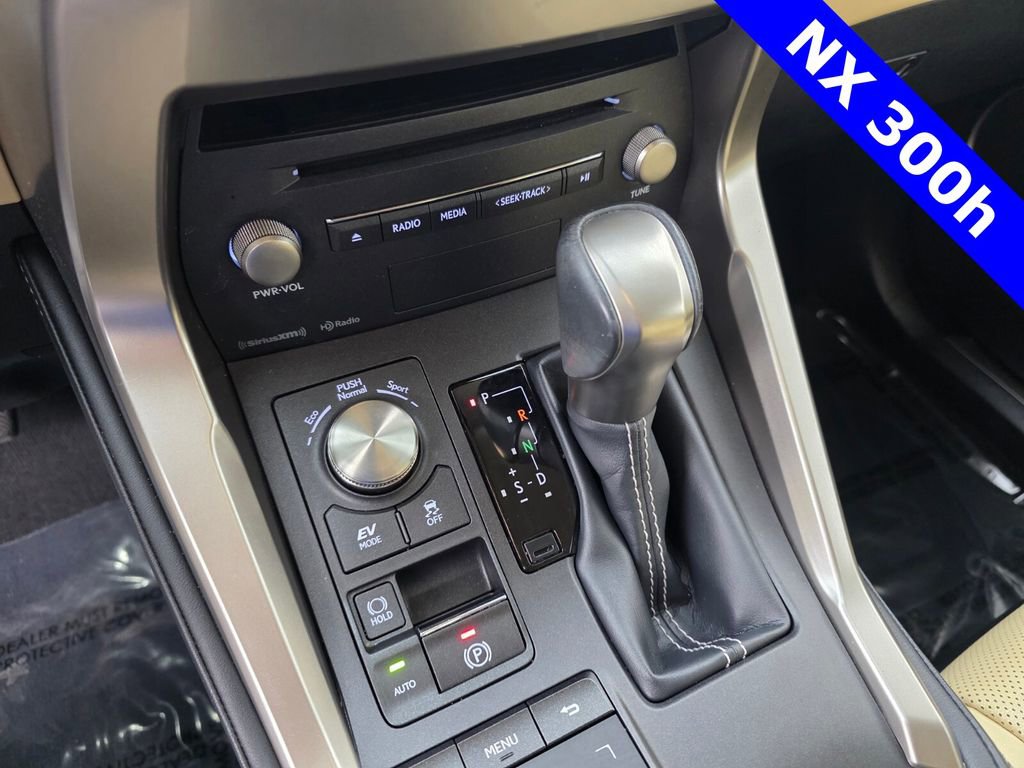 Used 2020 Lexus NX 300h 300h w/ Comfort Package image 24