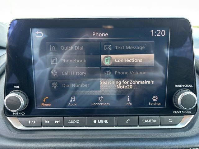 Used 2024 Nissan Rogue SV image 25