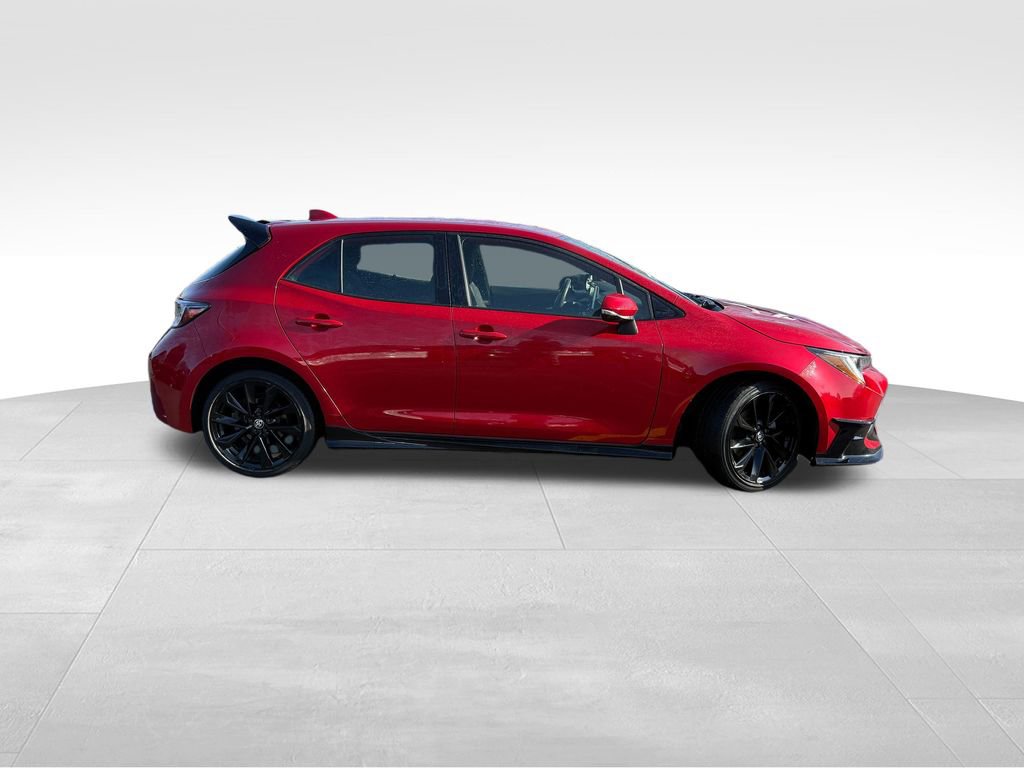 Used 2021 Toyota Corolla SE w/ Special Edition image 9