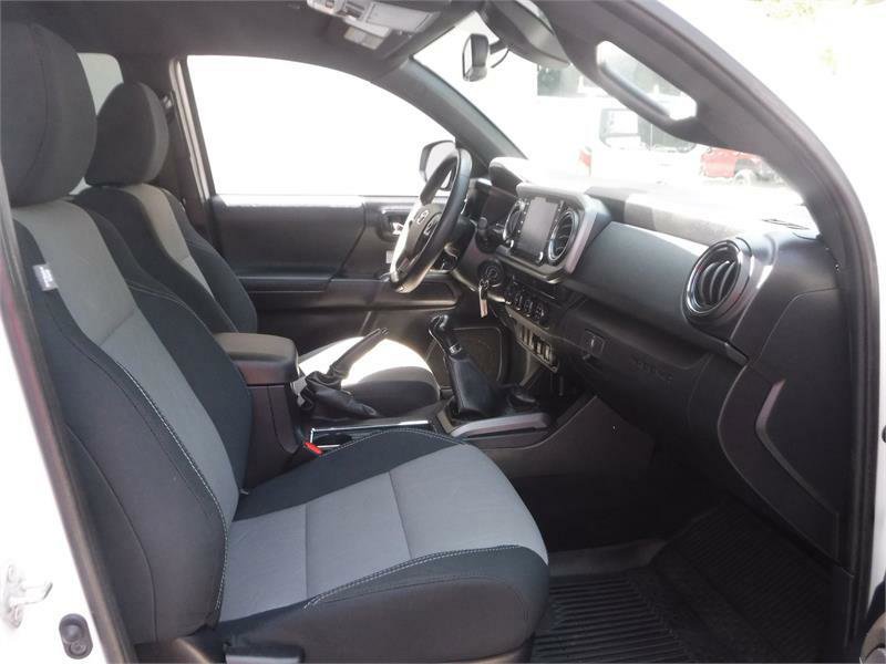 Used 2020 Toyota Tacoma 4x4 Double Cab image 4
