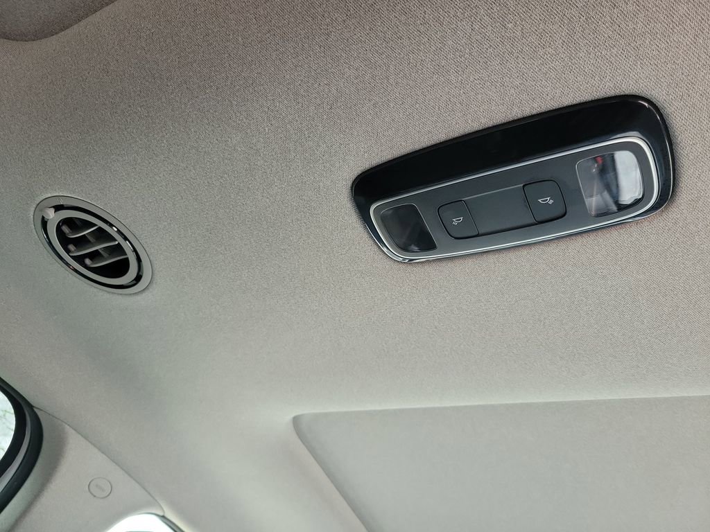 Used 2024 Hyundai Palisade Limited image 39