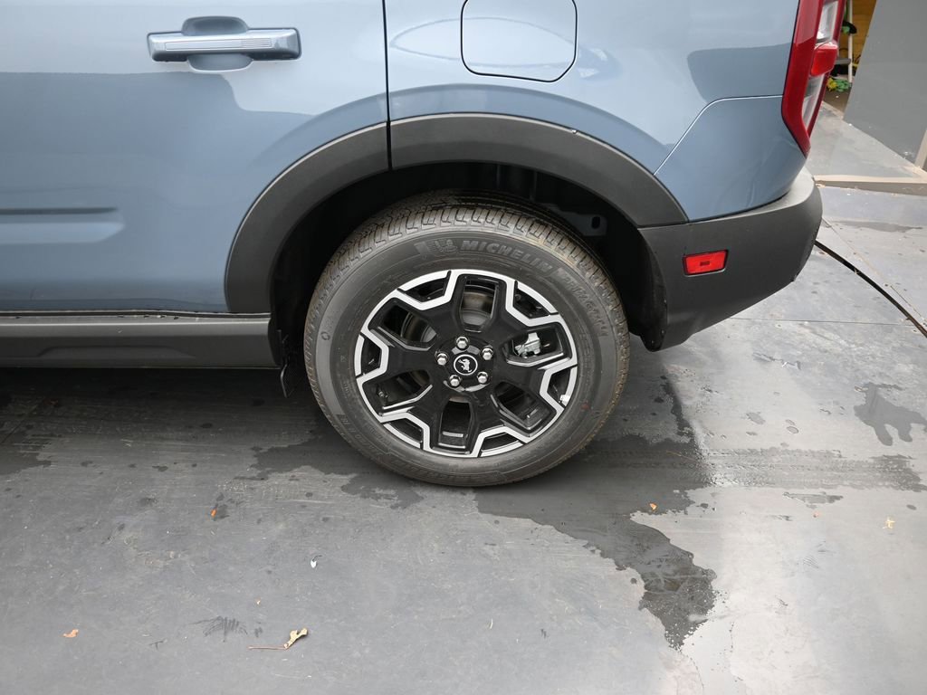 New 2025 Ford Bronco Sport Outer Banks w/ Outer Banks Tech Package+ AWD/4WD image 12