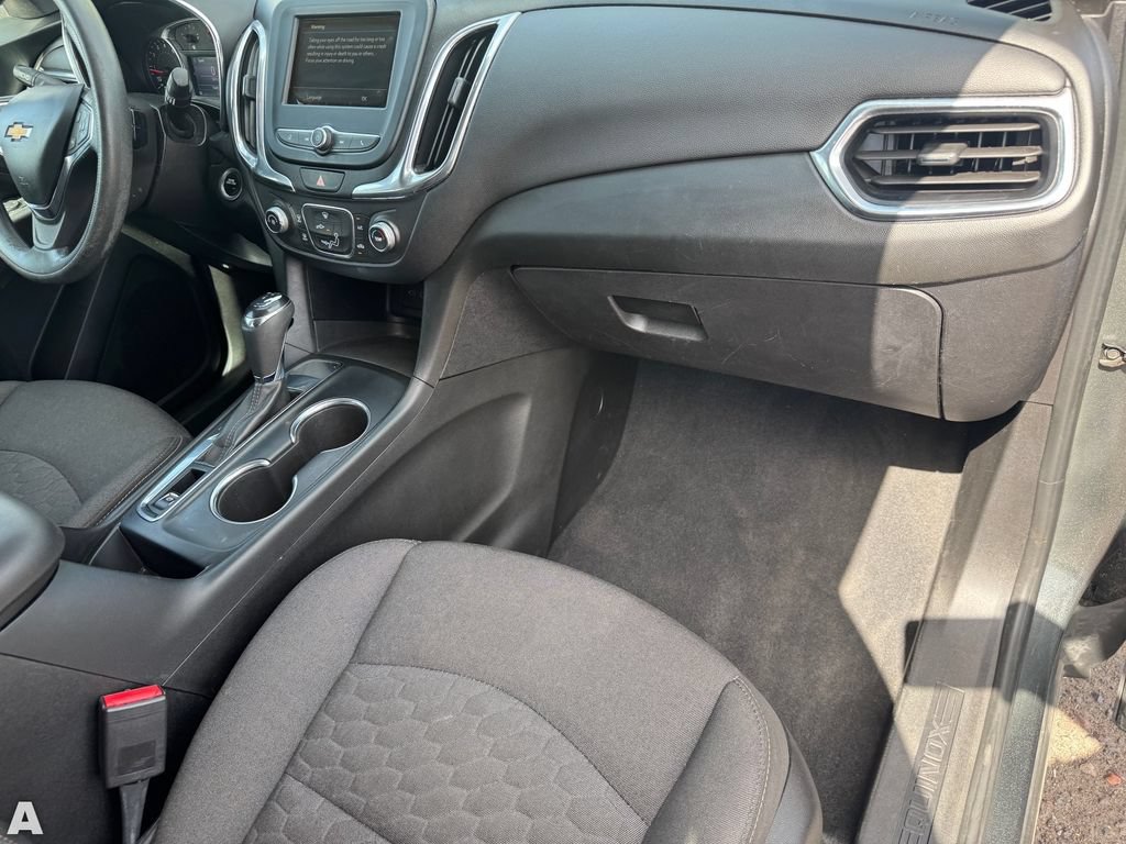 Used 2019 Chevrolet Equinox LT FWD image 17