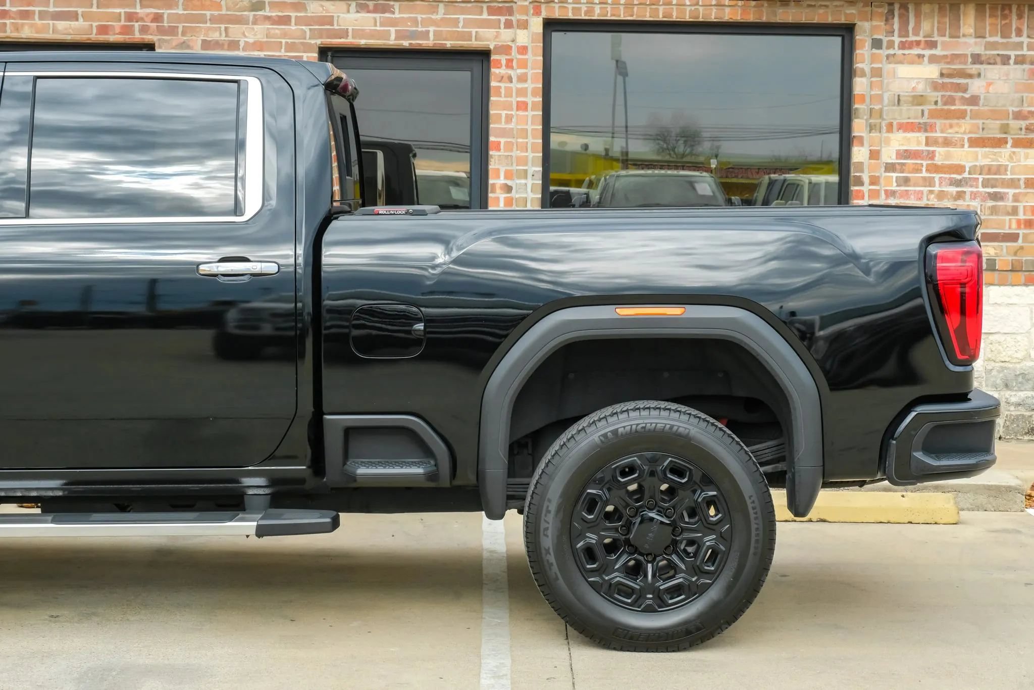 Used 2020 GMC Sierra 2500 Denali w/ Denali Ultimate Package AWD/4WD image 13