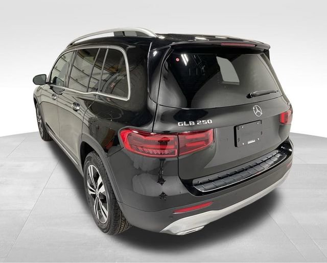 New 2025 Mercedes-Benz GLB 250 4MATIC image 7