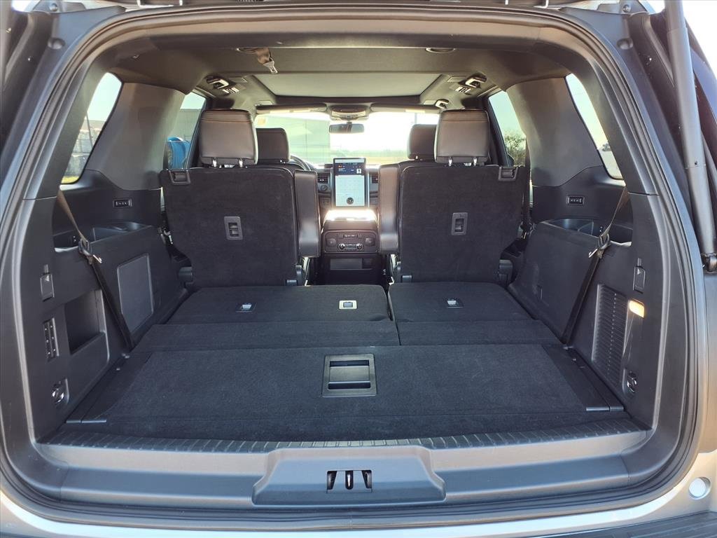 Used 2024 Ford Expedition Platinum image 30