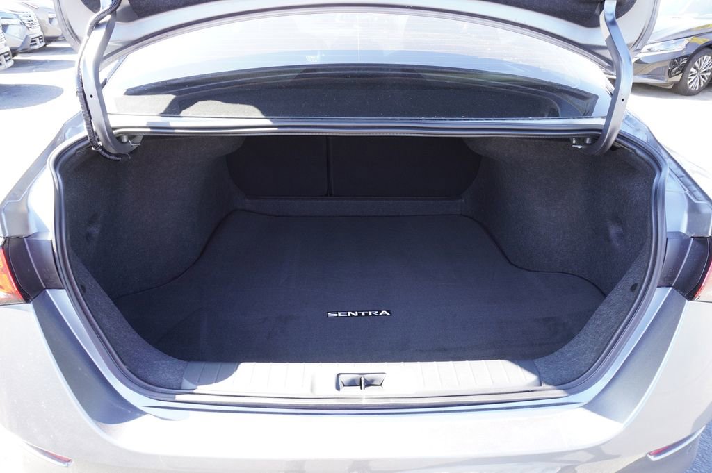 Certified 2025 Nissan Sentra SV image 8