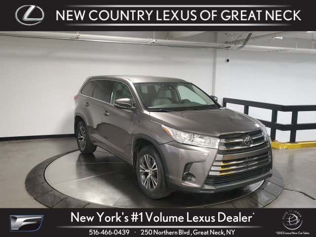 Used 2018 Toyota Highlander LE