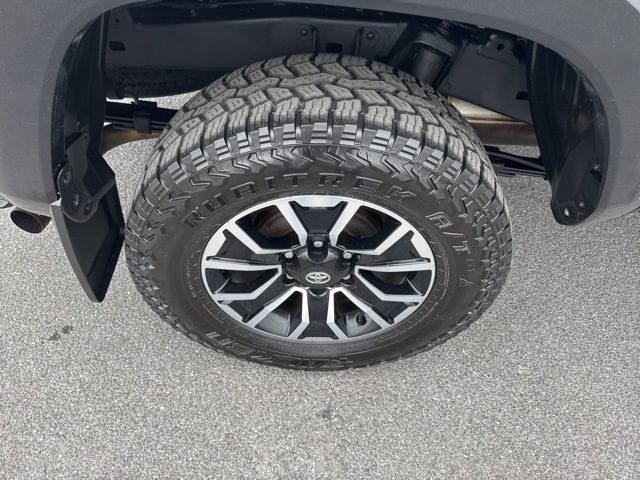 Used 2023 Toyota Tacoma TRD Sport w/ Technology Package AWD/4WD image 9